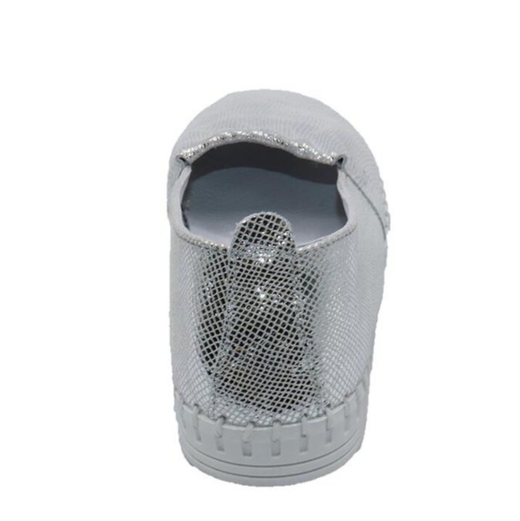 Eric Michael Yvette Leisure Flats in Silver sz 8 - Picture 3 of 11